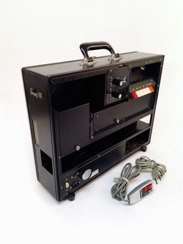 maletin retroproyector diapositivas metal 37-43x46x16-46 1u